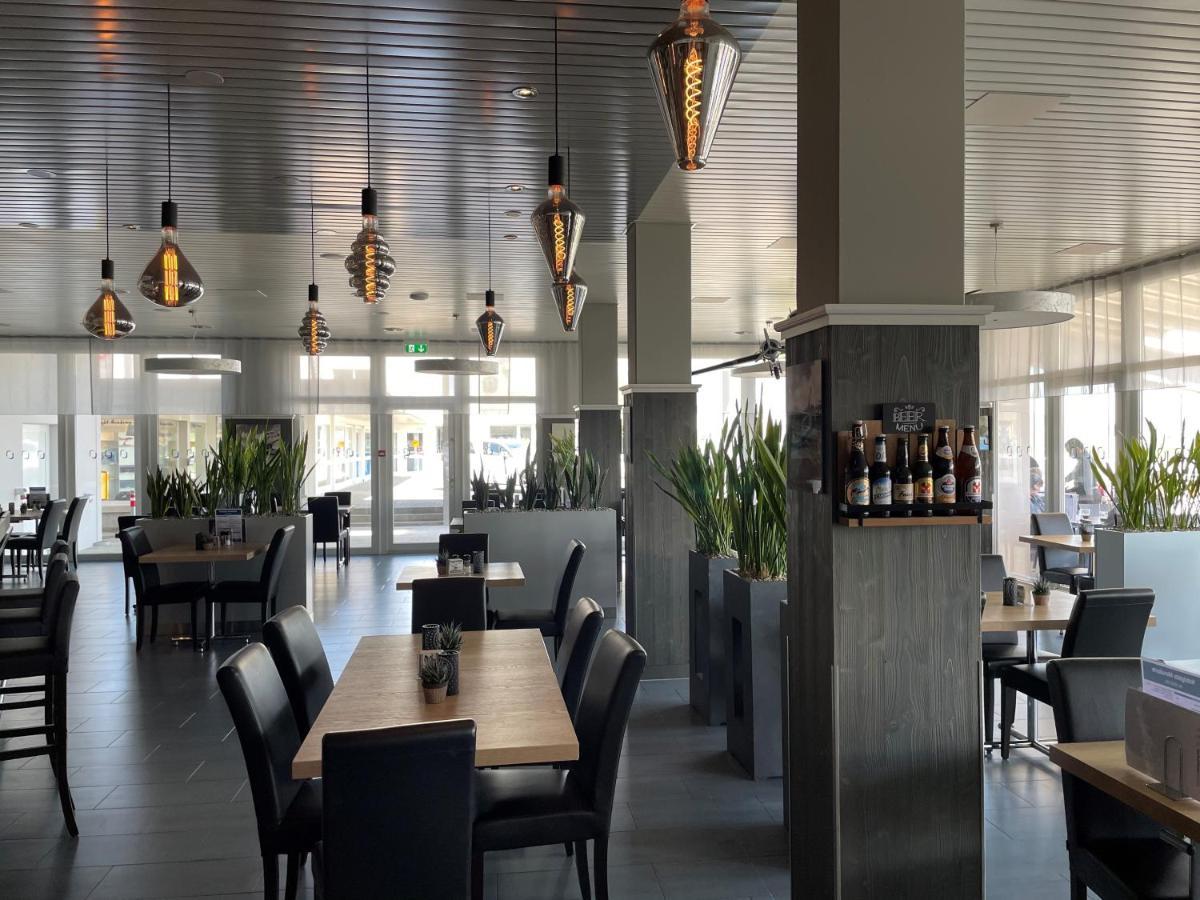 Airporthotel เกรนเคน ภายนอก รูปภาพ